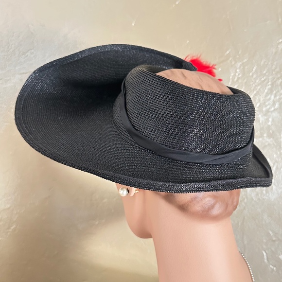 FASCINATING 1940s\' BLACK STRAW OPEN CROWN HAT + FOLDED WIDE BRIM + RED FEATHERS main image 8